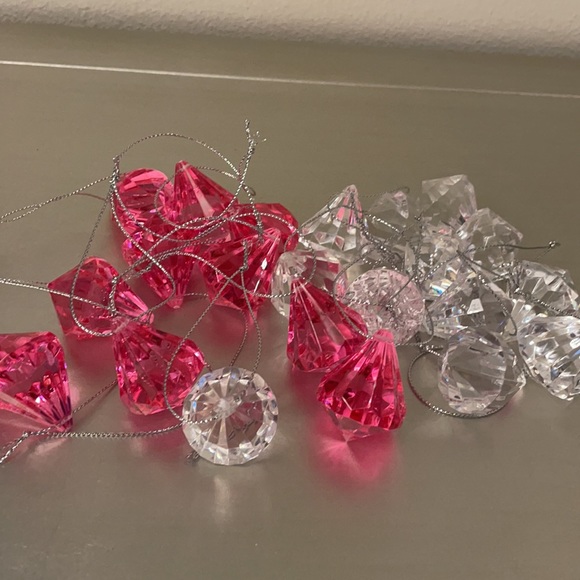 6 Boxes Small Christmas Ornaments - Picture 9 of 11